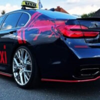 Taxi von Murtal-Taxi von hinten